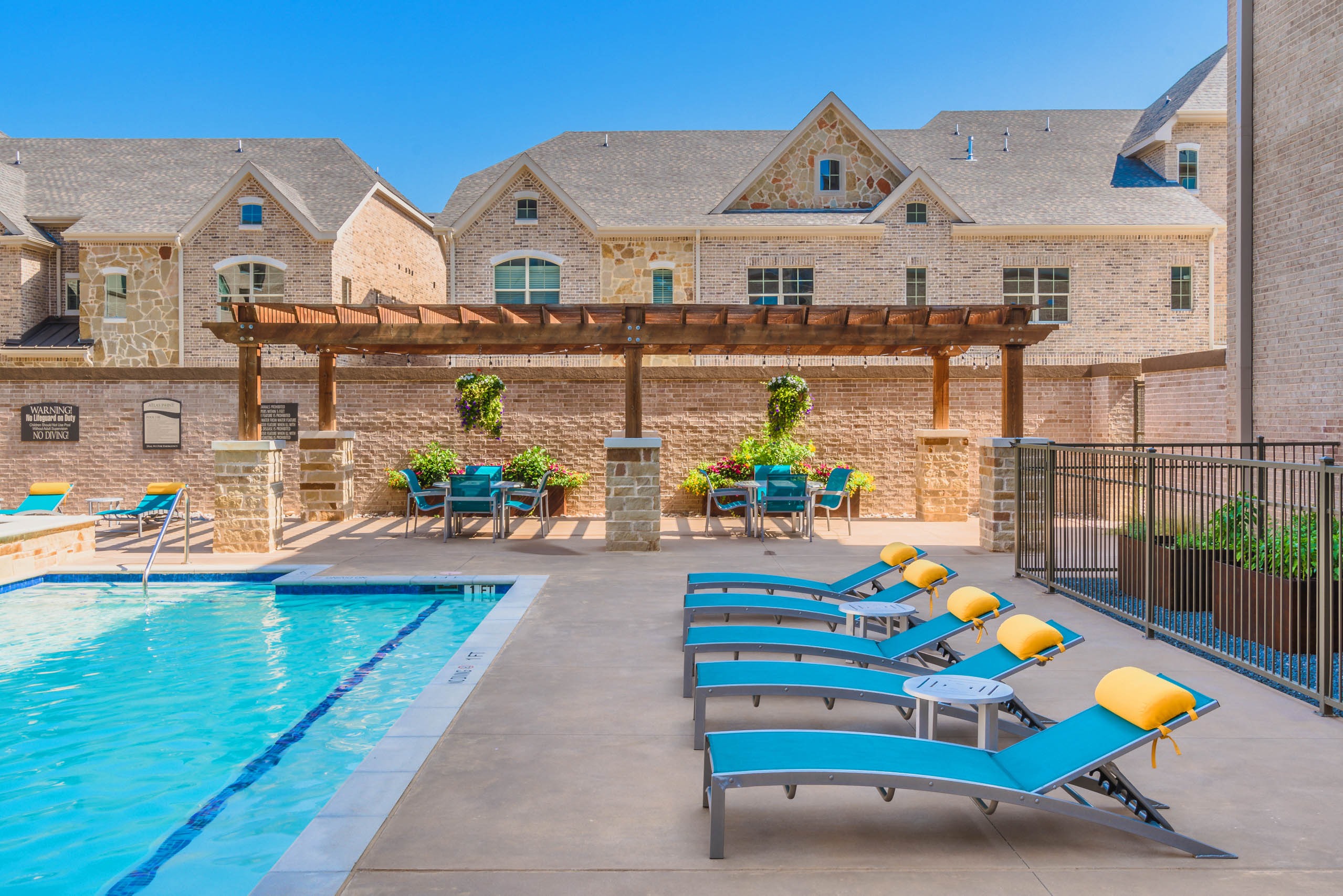 Pool with sun loungers