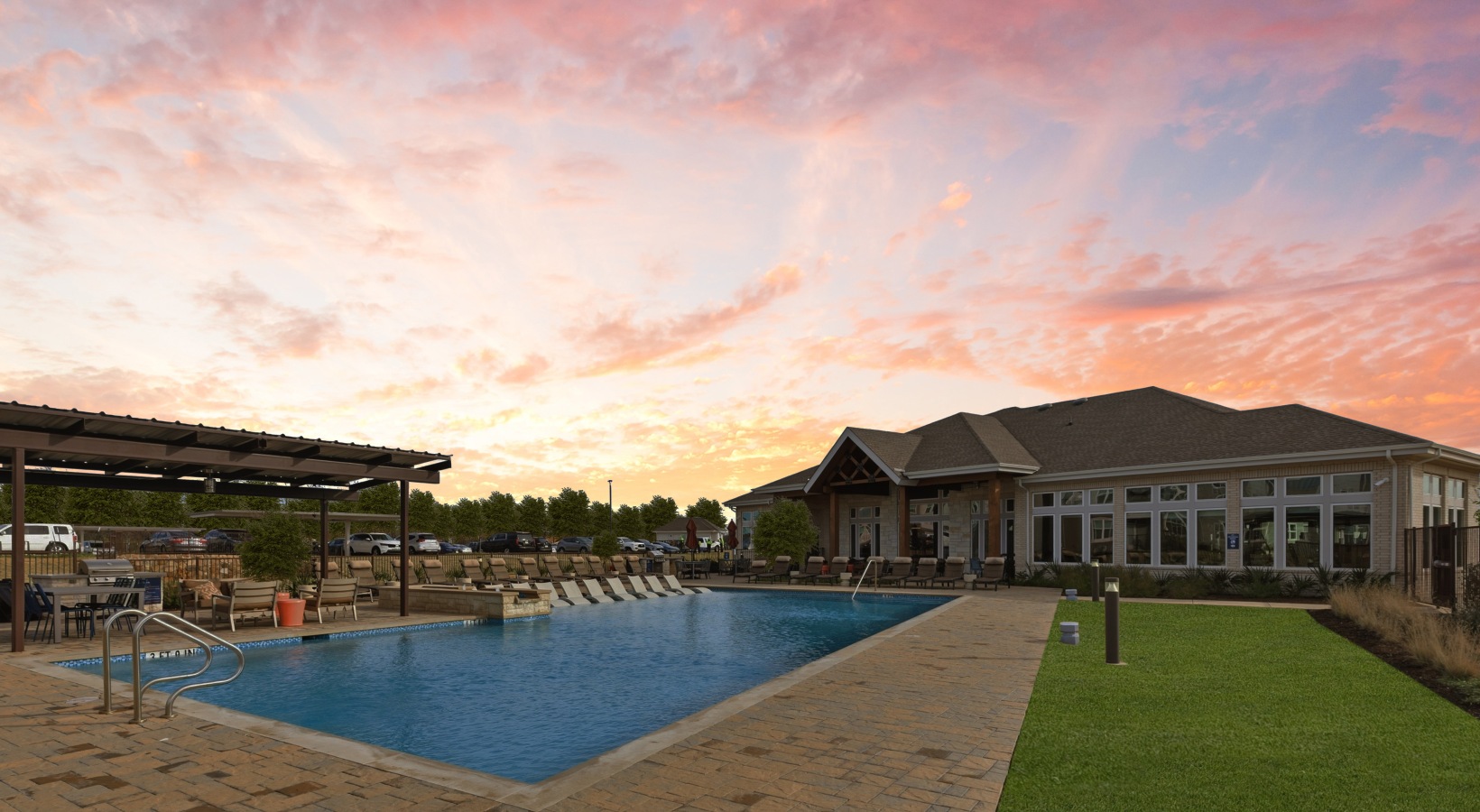 Swimming pool