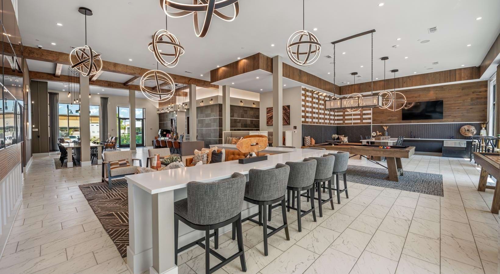 Entertainment kitchen and island seating