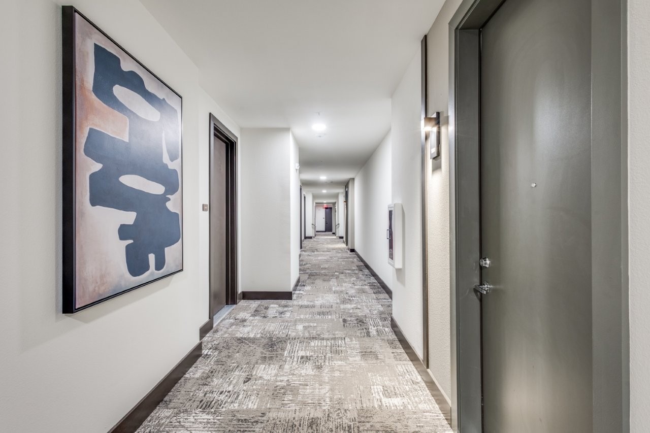 Climate-controlled interior corridor