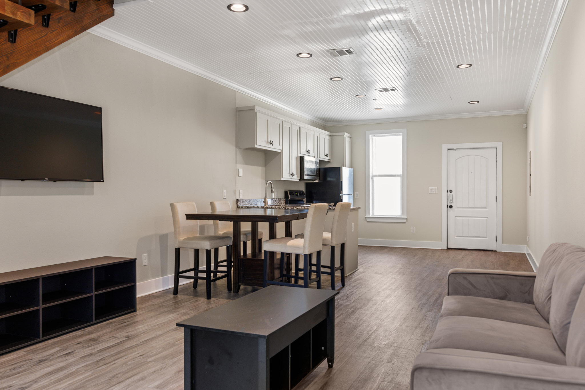 2 Bed 2 Bath - photo 2