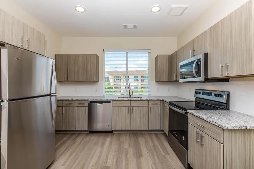 Emerald Townhome - photo 2