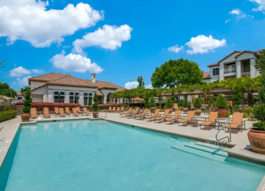 La Ventura Apartments