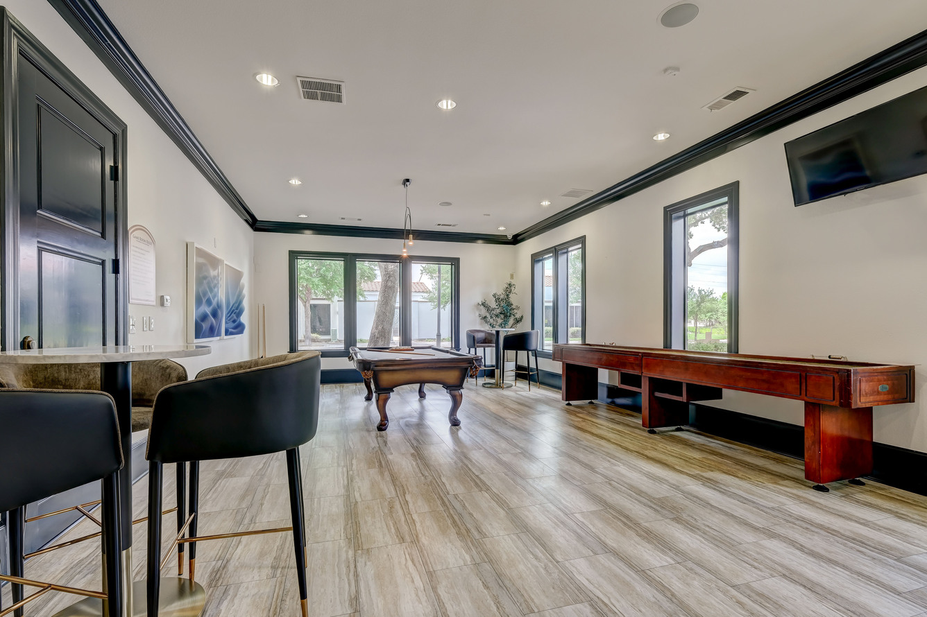La Villita Lakeside and Landings