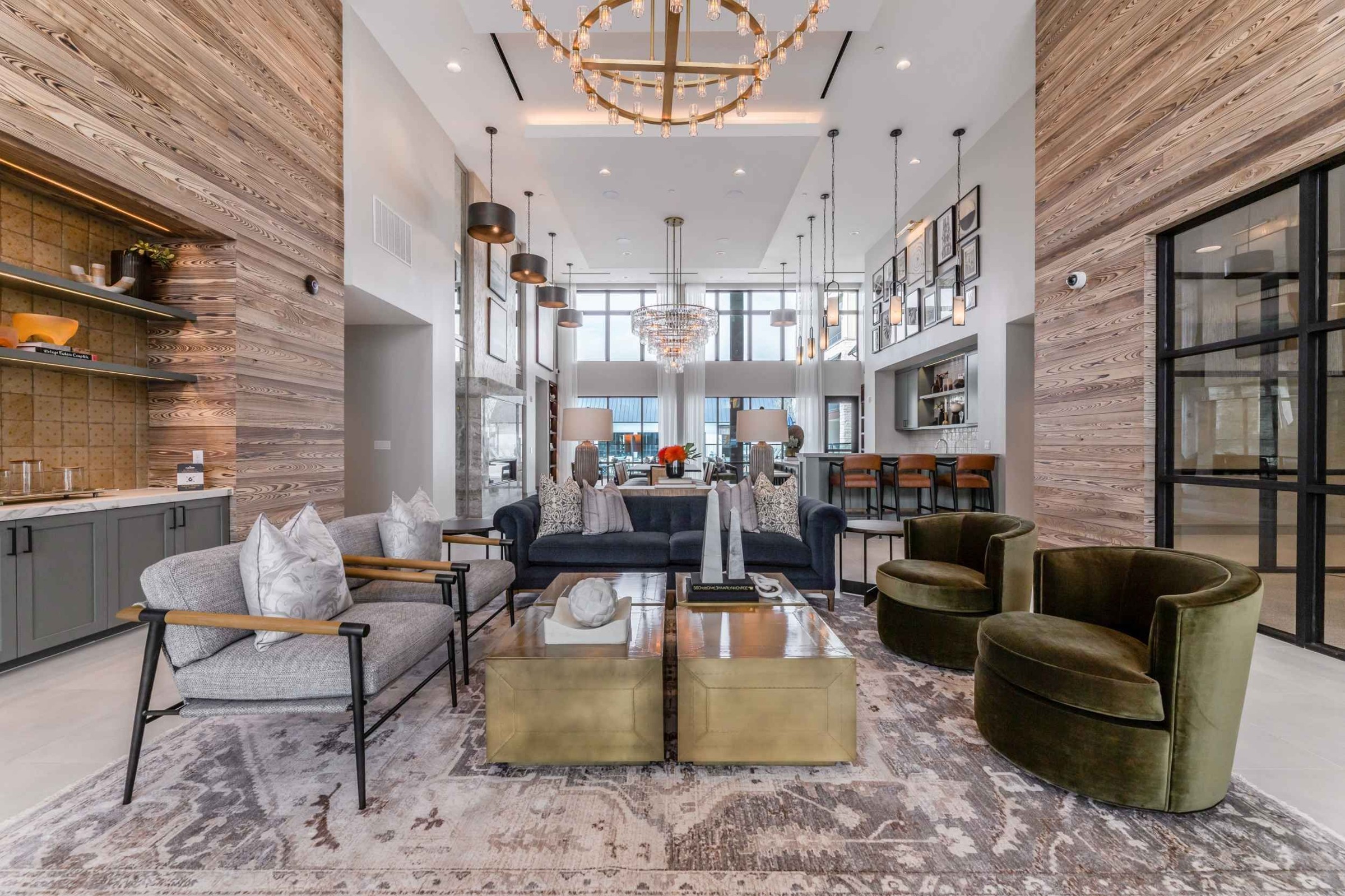Atlas Crown - Lobby lounge area with coffee station