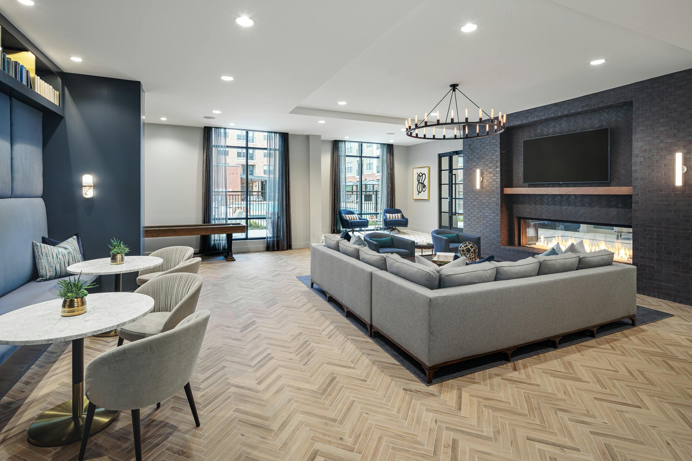 Resident Parlor at AMLI Addison