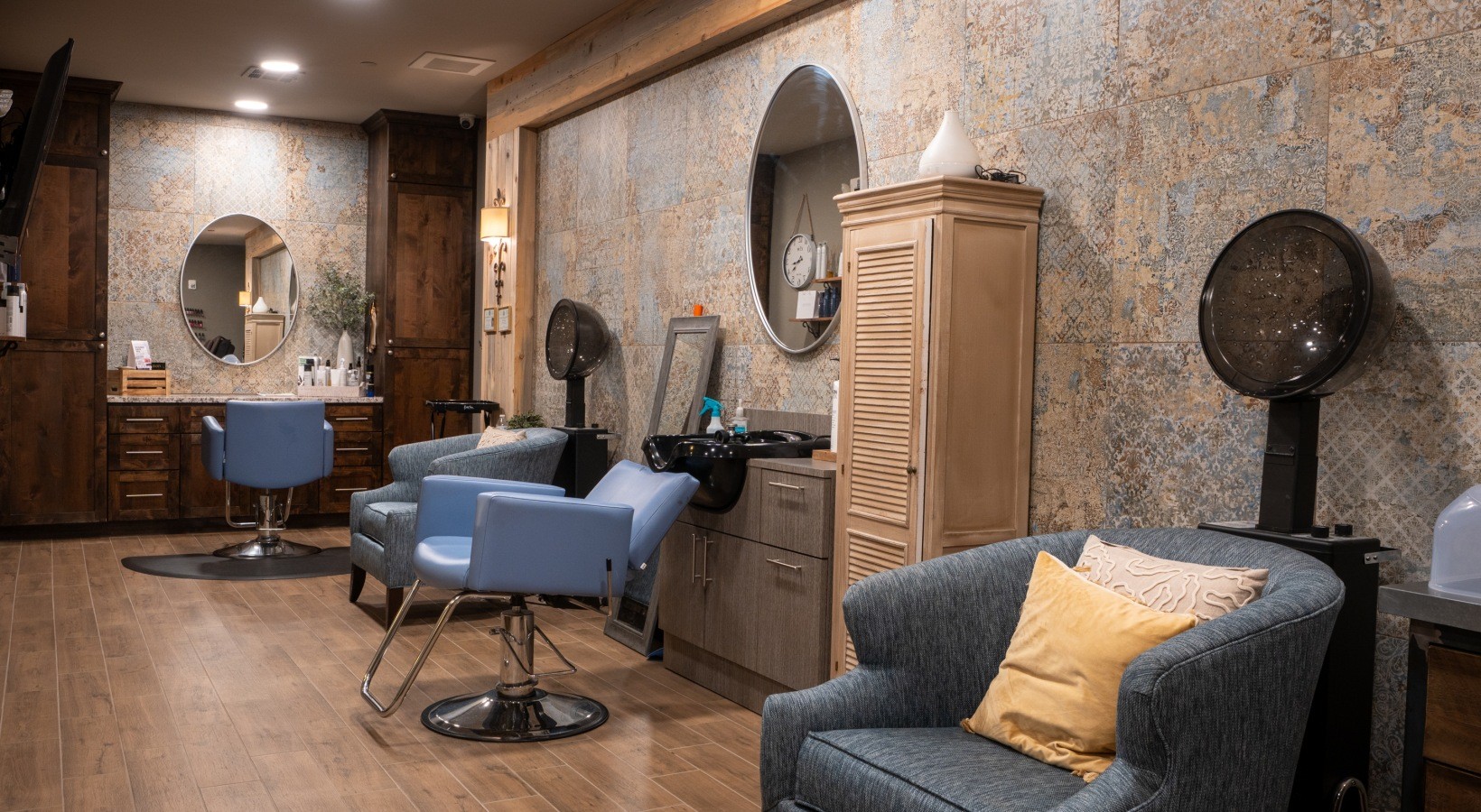 Salon Services Available for Convenience at Alders Rockwall