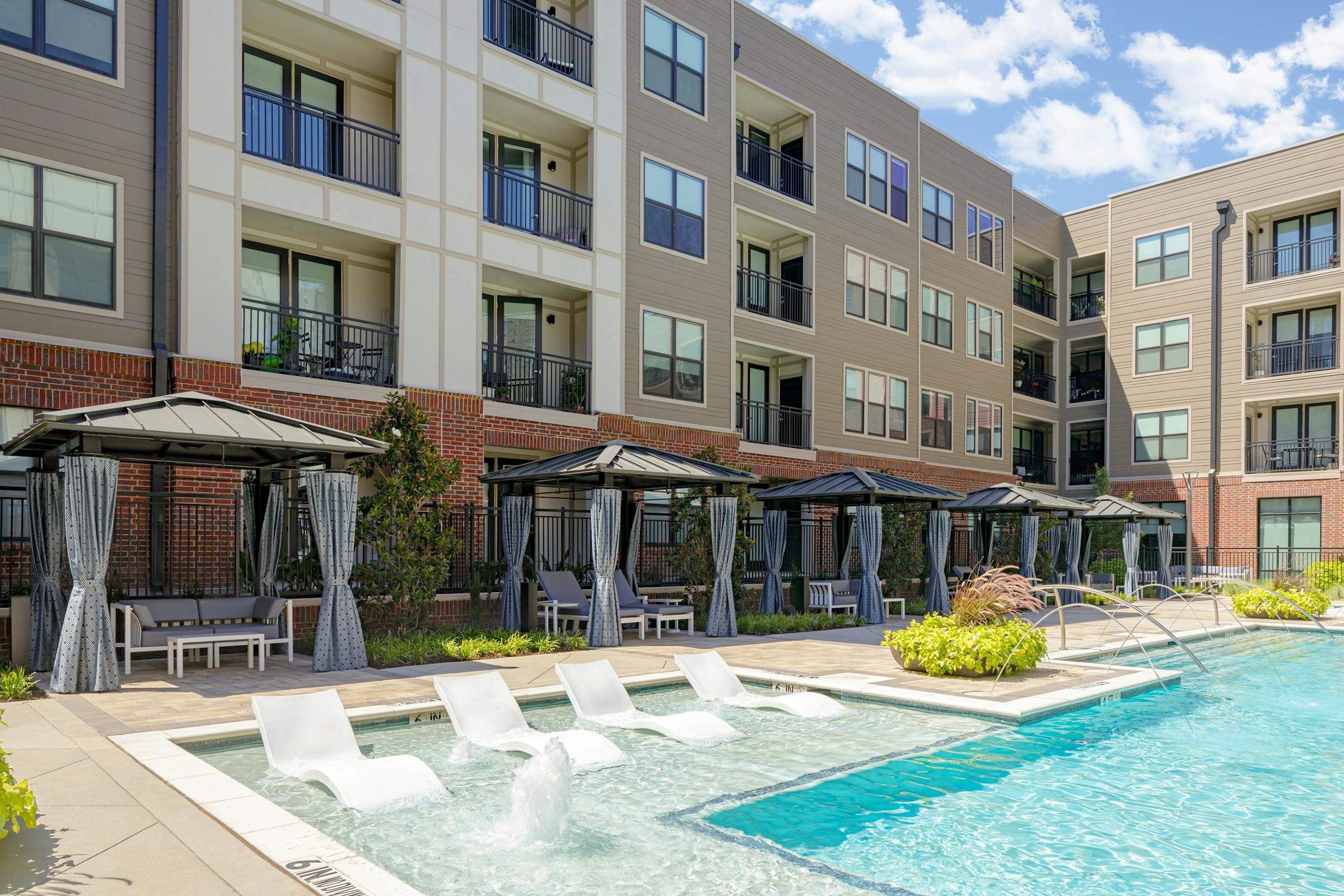Pool  Cabanas 12 at AMLI Addison