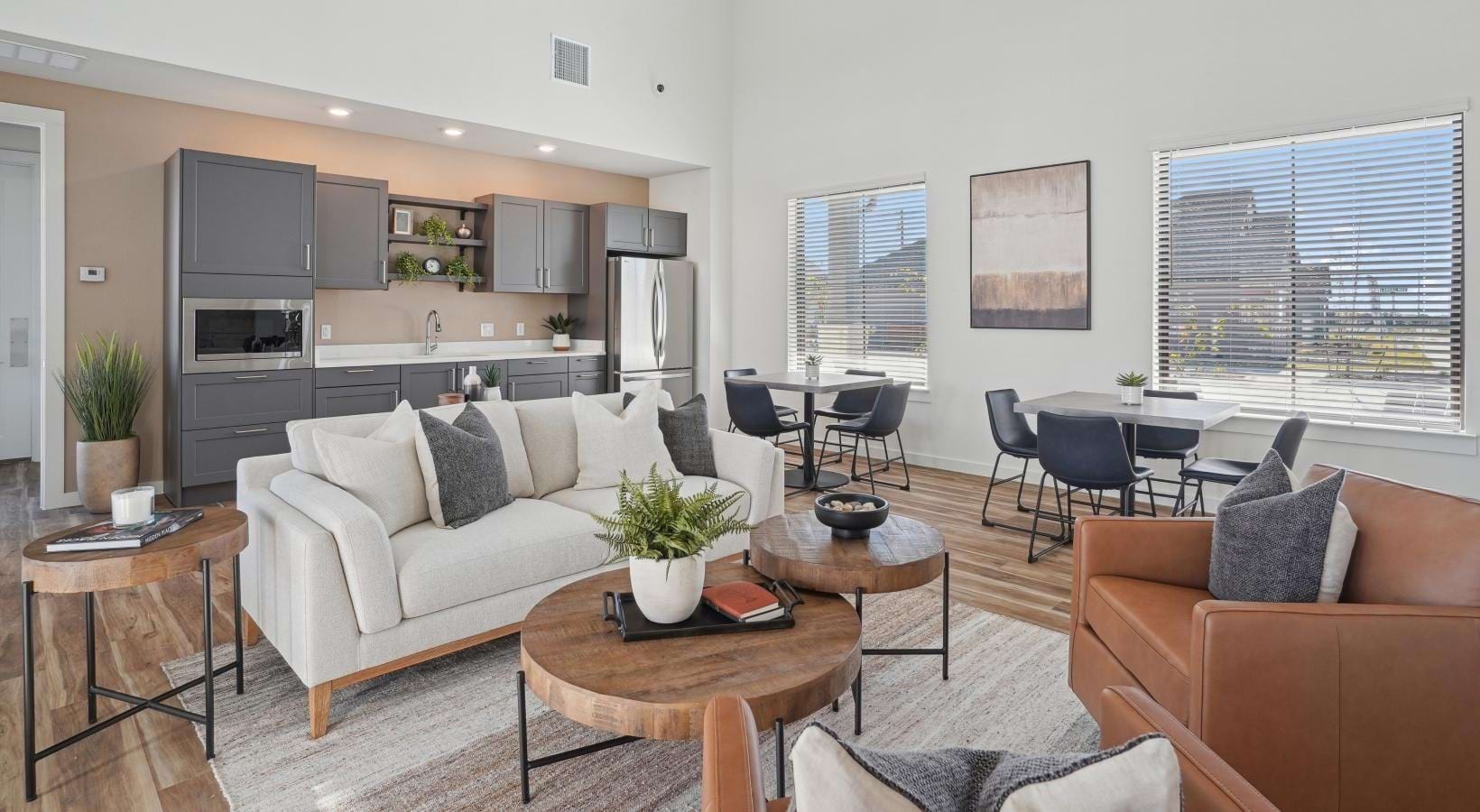 Canvas at Anna - Interior community clubhouse lounge and multi-purpose space