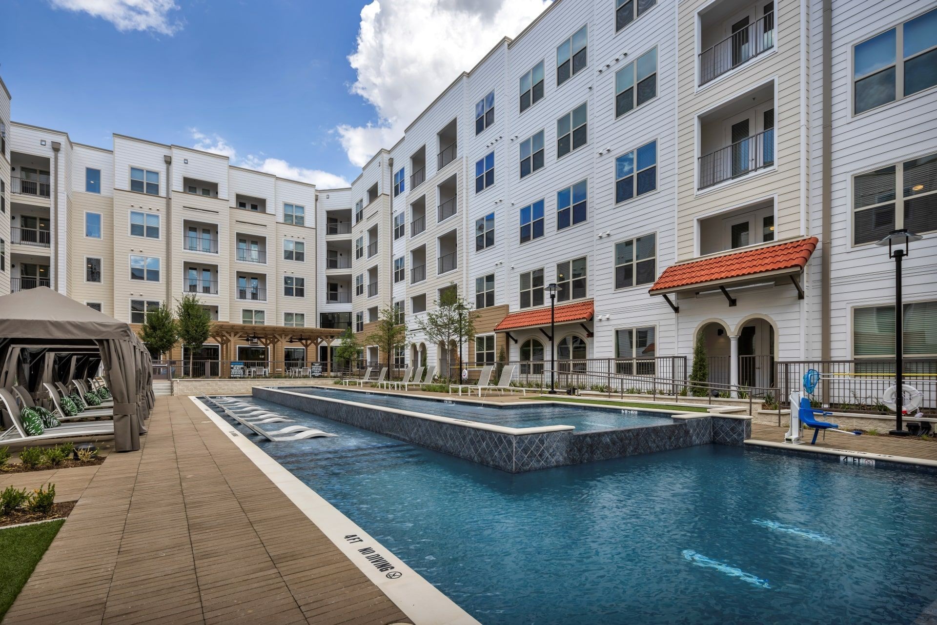Ablon at Harbor Village - Swimming pool with sundeck, cabanas and lounge chairs