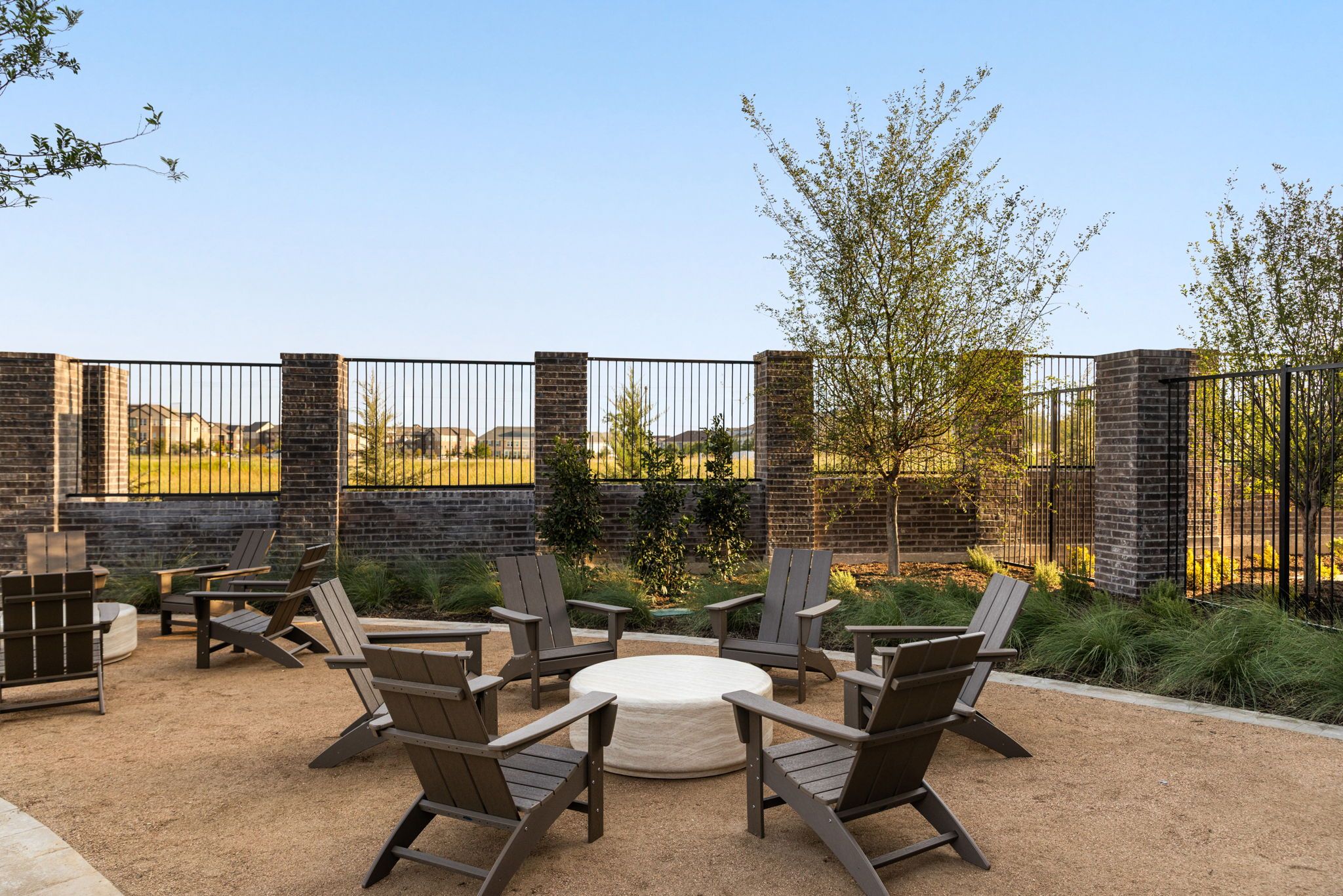 Outdoor fire pit seating area