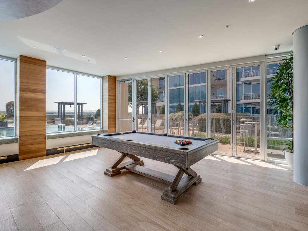 Billiards table in the clubhouse at 1400HiLine