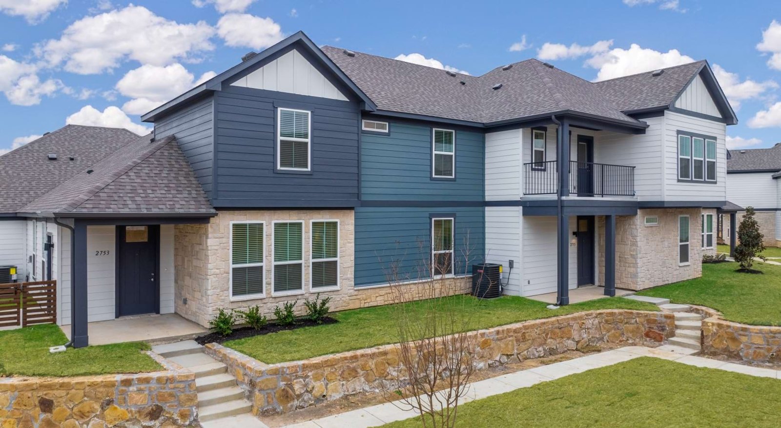 The Latimer and Owens Home Plan at Canvas at Midlothian