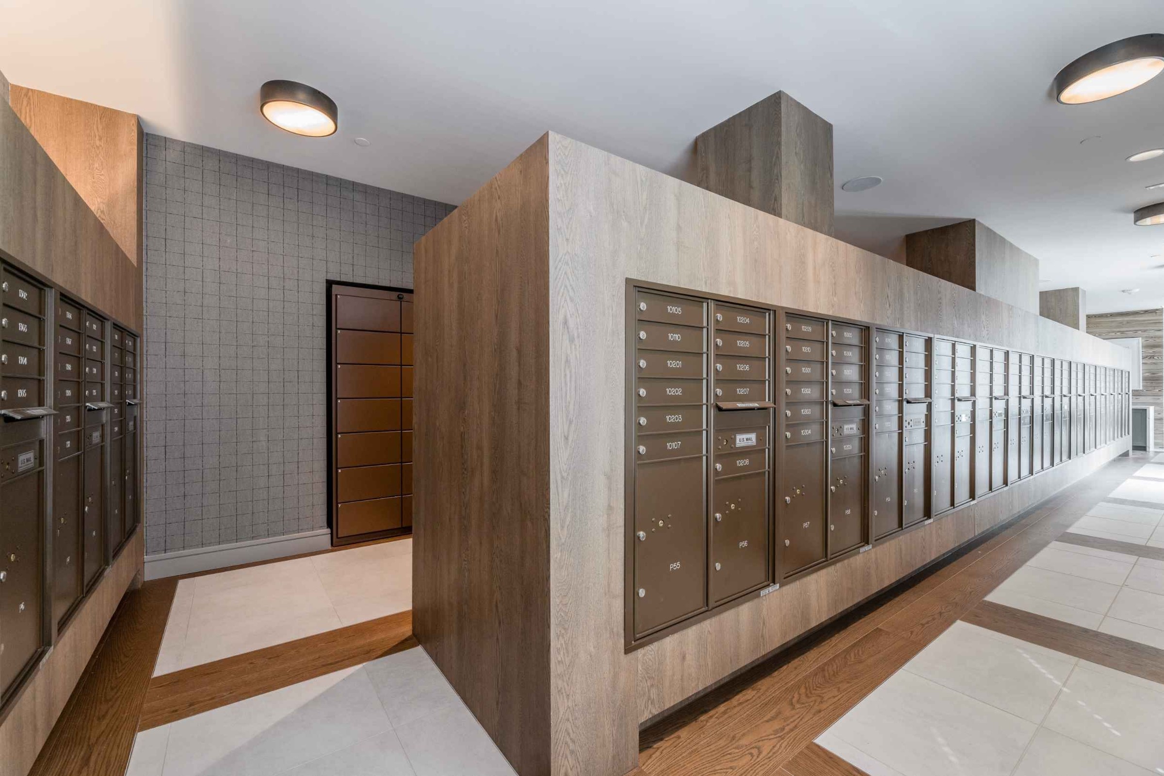 Atlas Crown - Mailroom and package lockers