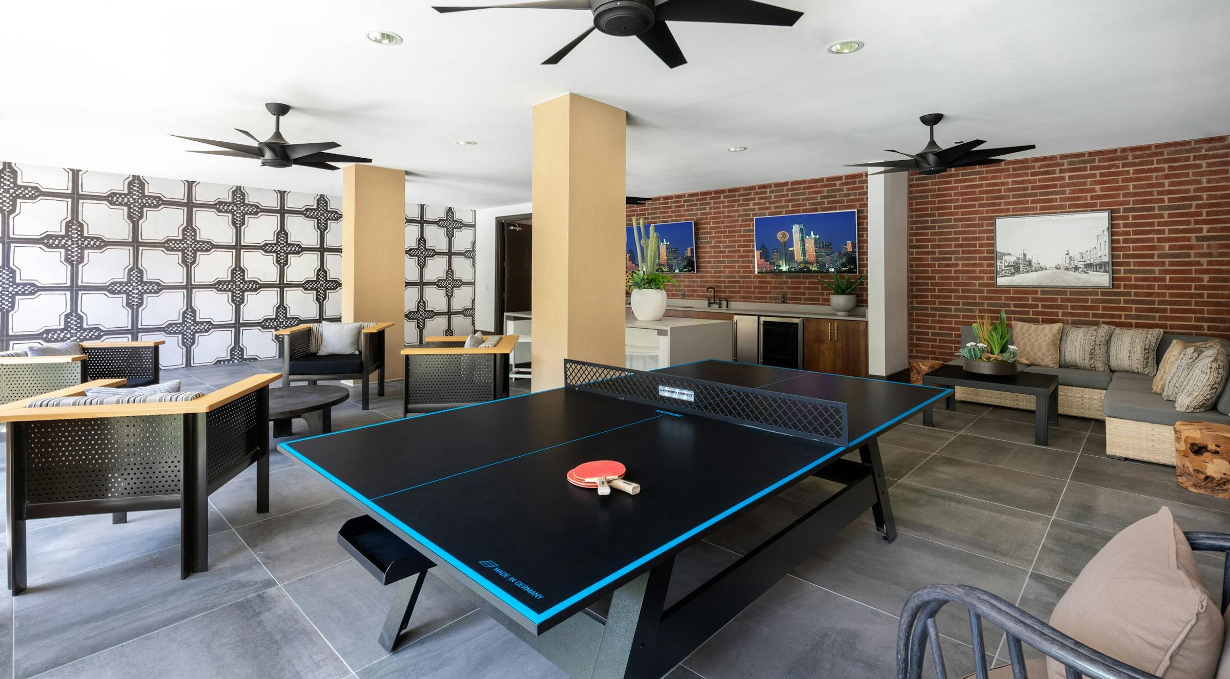 Poolhouse Ping Pong at AMLI Grapevine