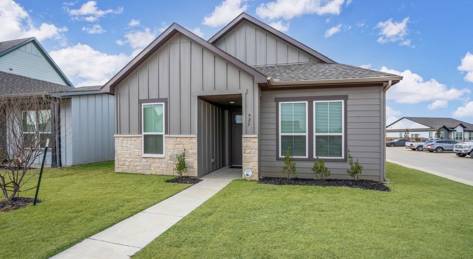 The Richmond Home Plan at Canvas at Midlothian