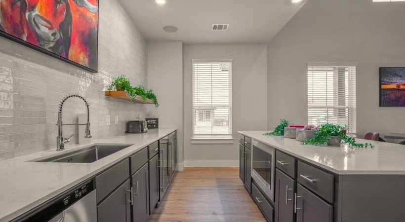 Clubhouse kitchen for entertaining and hosting resident events. at Canvas at Midlothian