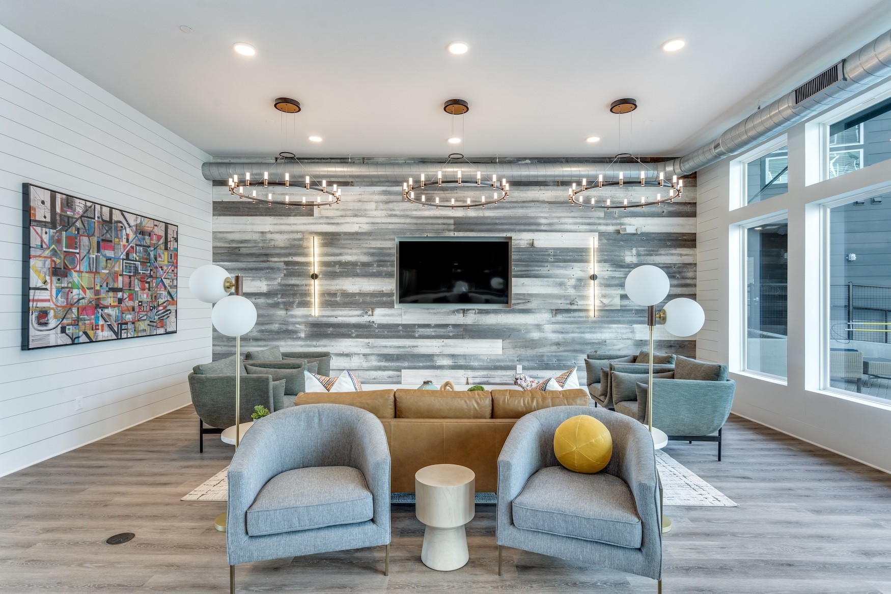 Bent Tree Lofts - Cozy Leasing Office Space with Couches and Chairs