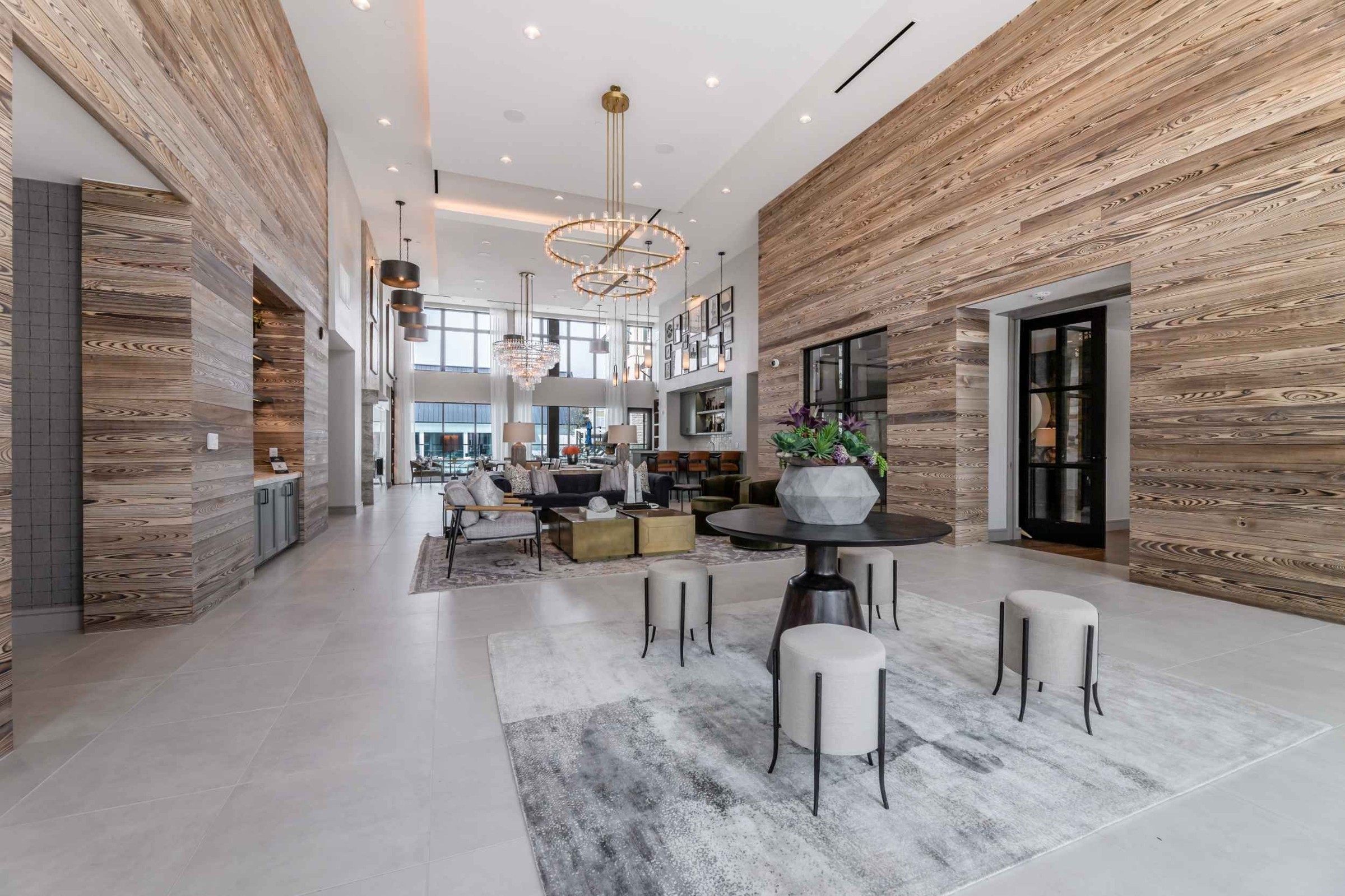 Atlas Crown - Lobby with modern seating and coffee station