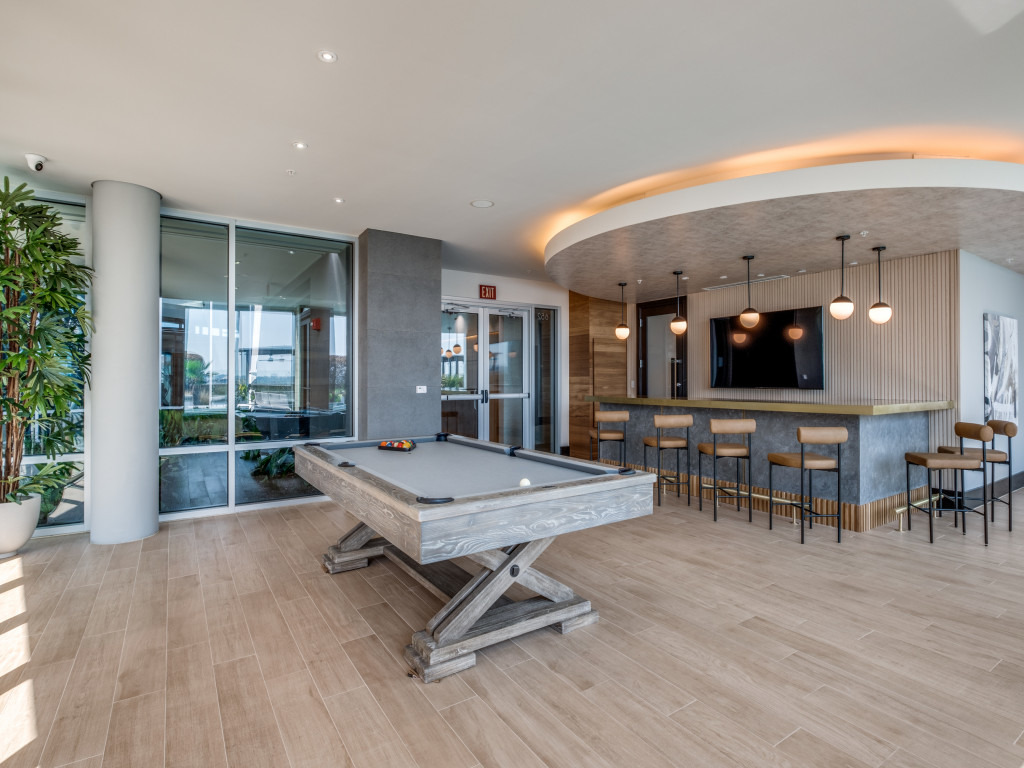 Clubhouse gaming room at 1400HiLine