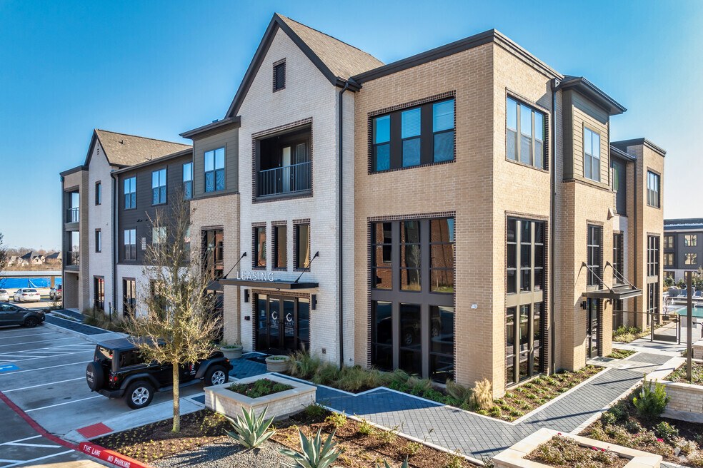 Vero McKinney apartment building exterior