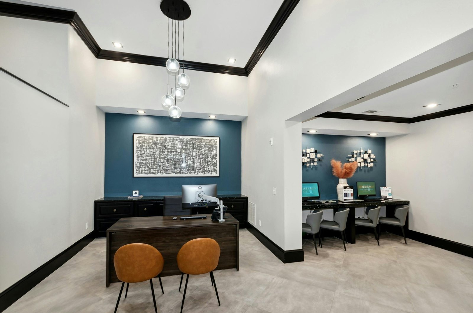 Leasing Office at AMLI Campion Trail