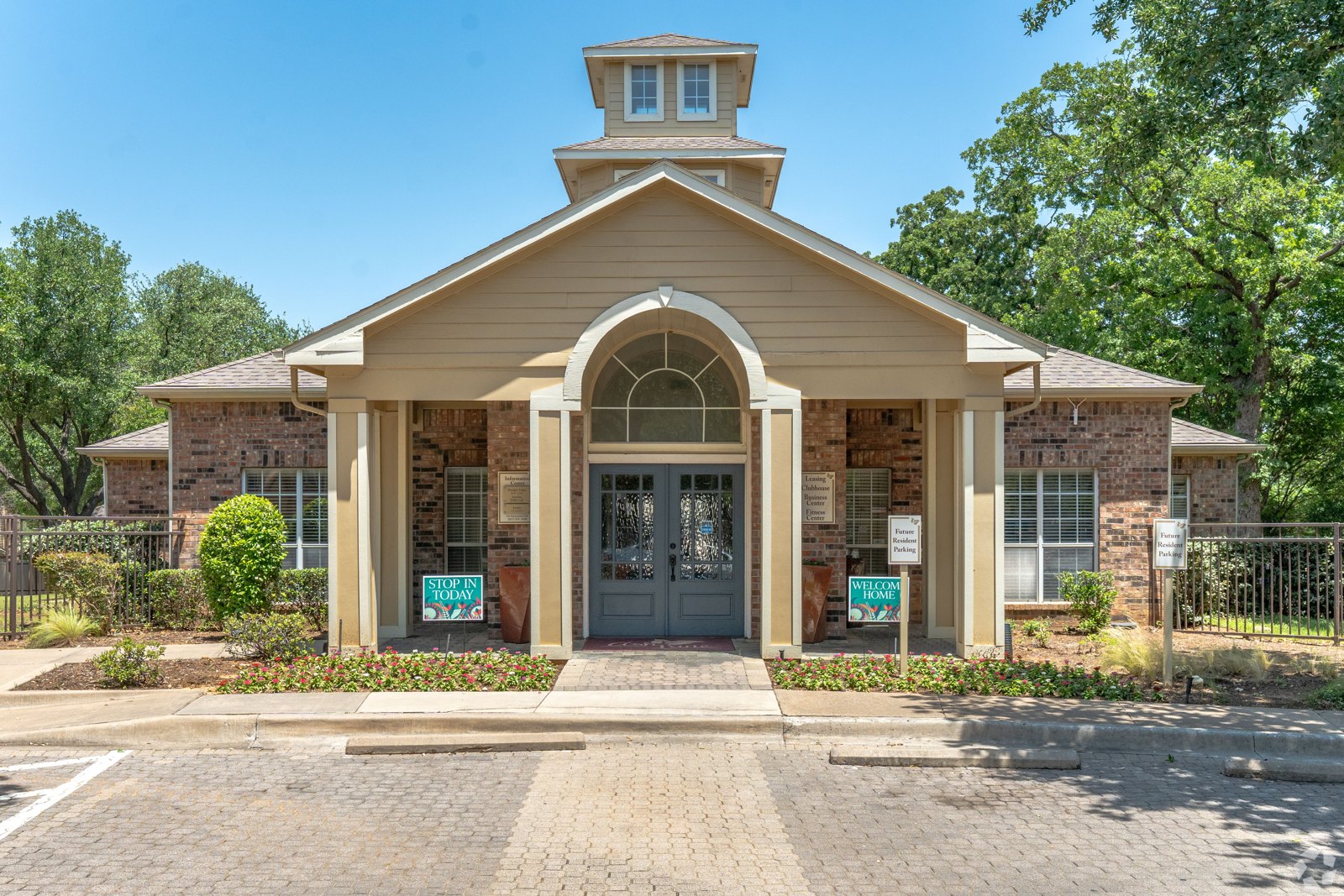 Ash Lane Apartment Homes