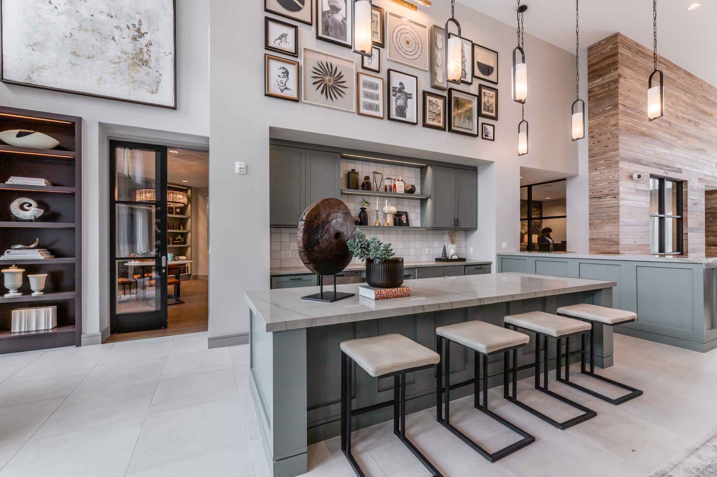 Atlas Crown - Community kitchen with bar seating
